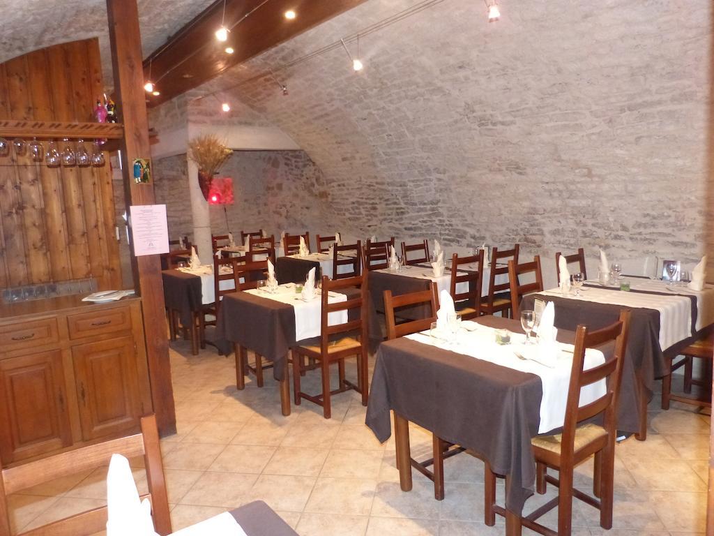 Hotel Du Donjon Champlitte-et-le-Prélot エクステリア 写真