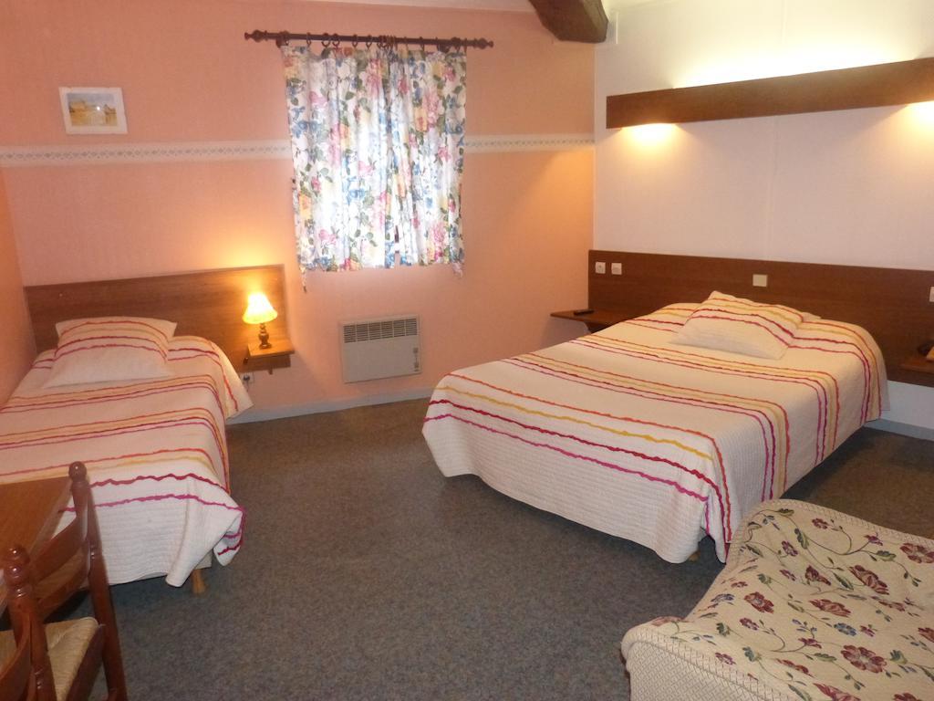 Hotel Du Donjon Champlitte-et-le-Prélot 部屋 写真