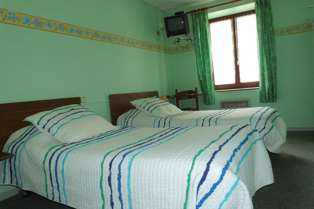 Hotel Du Donjon Champlitte-et-le-Prélot 部屋 写真